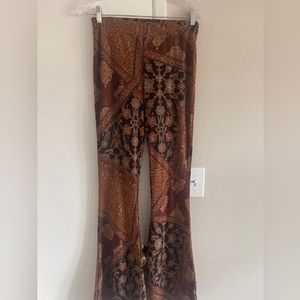 Forever 21 long bell bottom leggins